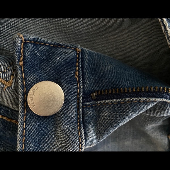 Charlotte Russe REFUGE Skinny Jeans - Picture 3 of 5